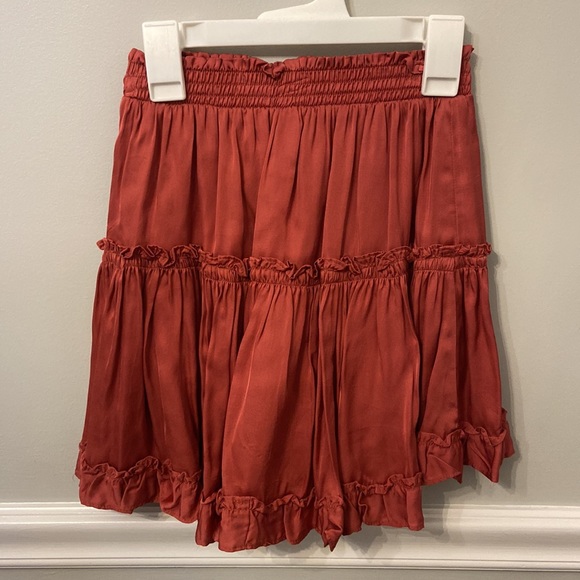 Skirt - Picture 2 of 3